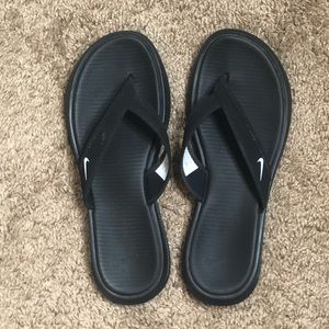 Nike Flip Flops
